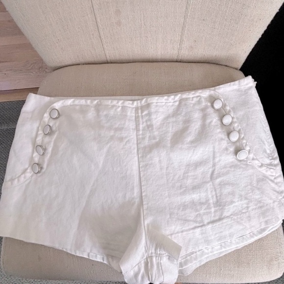 Forever 21 White Linen Shorts - Picture 2 of 8